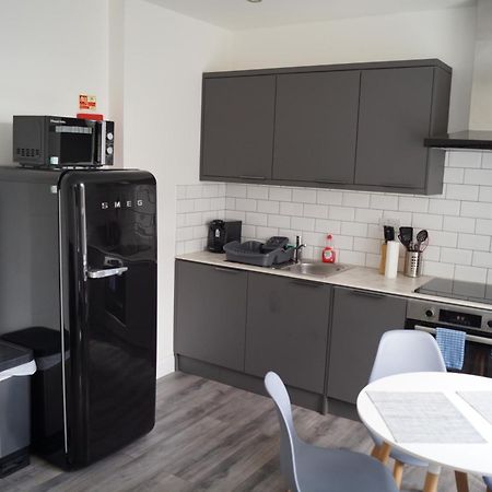 Bright & Stylish Apartment Дънди Екстериор снимка